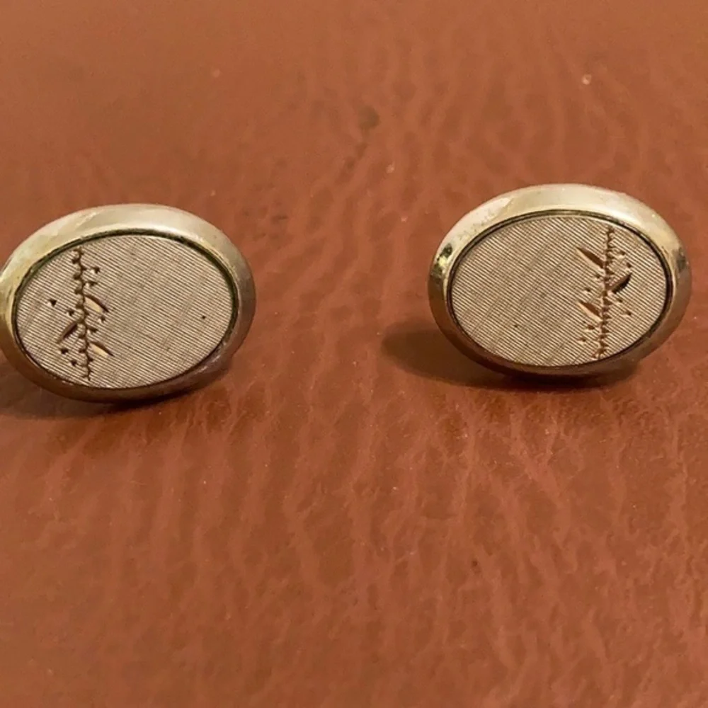 Vintage Swank silver tone cuff links